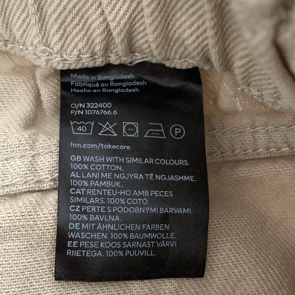 H&M Size 2 - Elastic Waist Cargo Pants - Picture 8 of 8